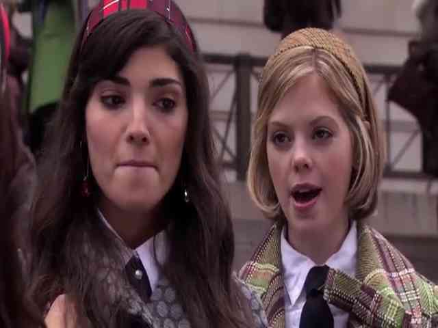 Сплетница 1 сезон 13 серия