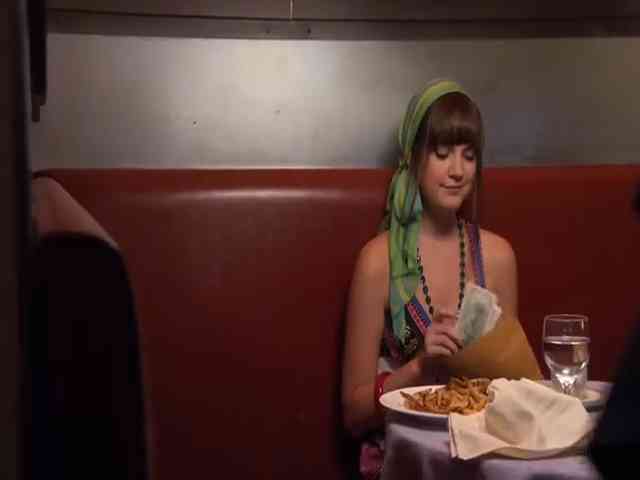 Сплетница 2 сезон 4 серия